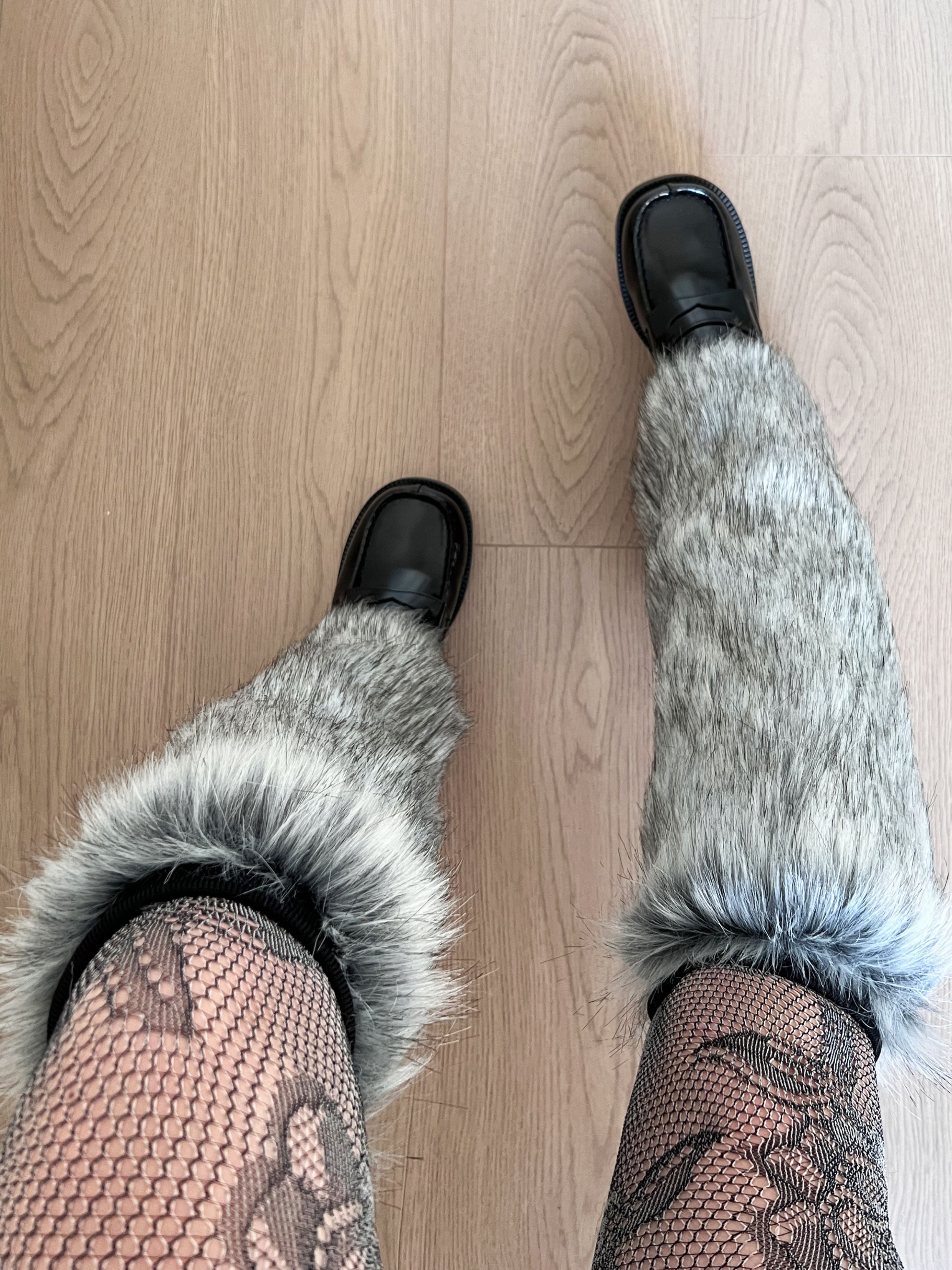 Gray Gradient Faux Fur Y2K Leg Warmers