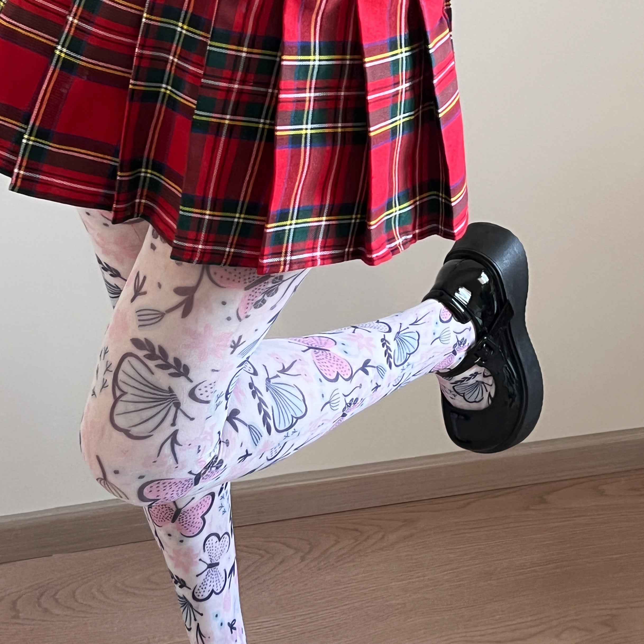 Butterfly Garden Print White Tights