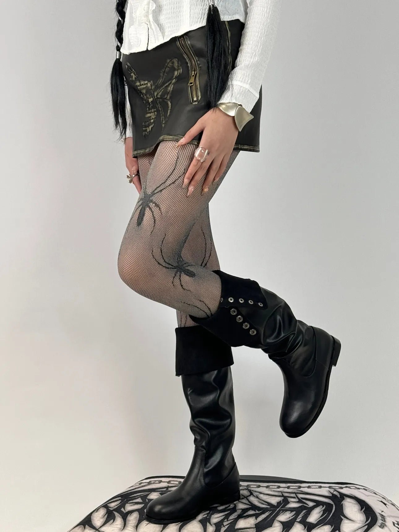 Two-Tone Spider Web Lace Tights