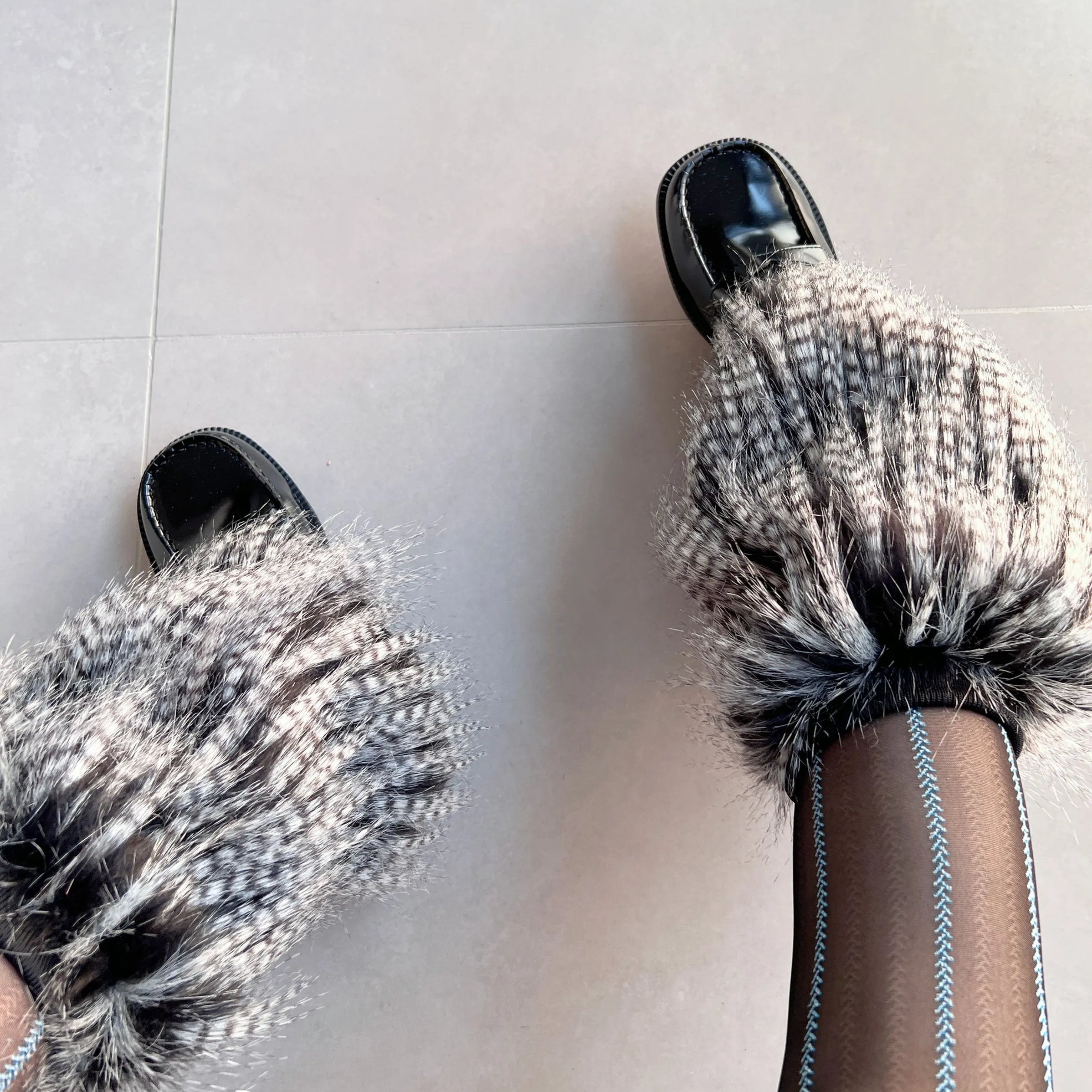 Y2K Fluffy Feather Leg Warmers – Boot Covers