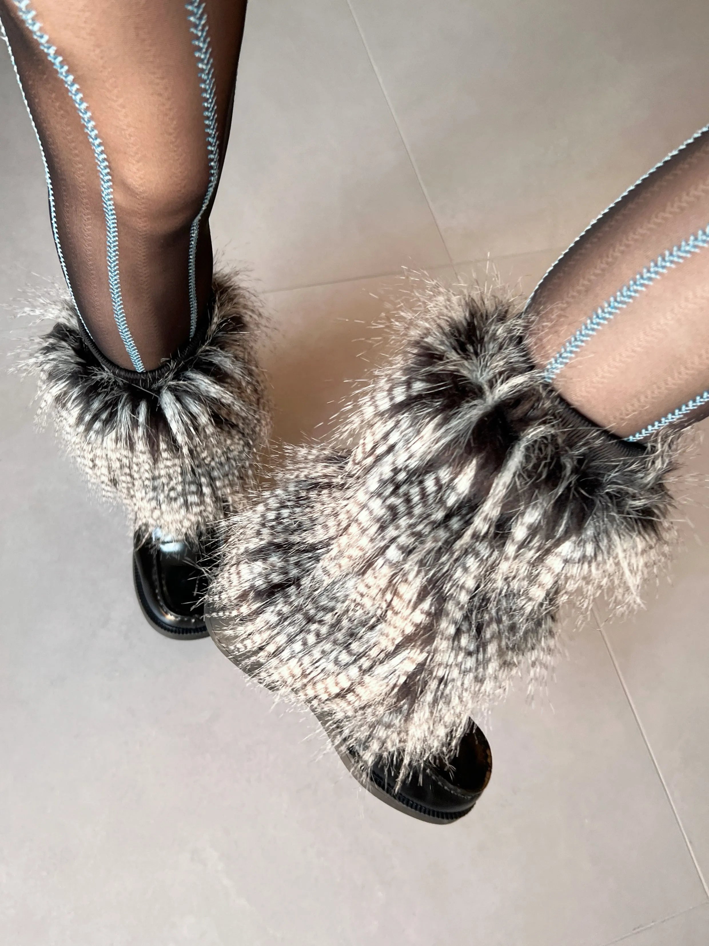 Y2K Fluffy Feather Leg Warmers – Boot Covers