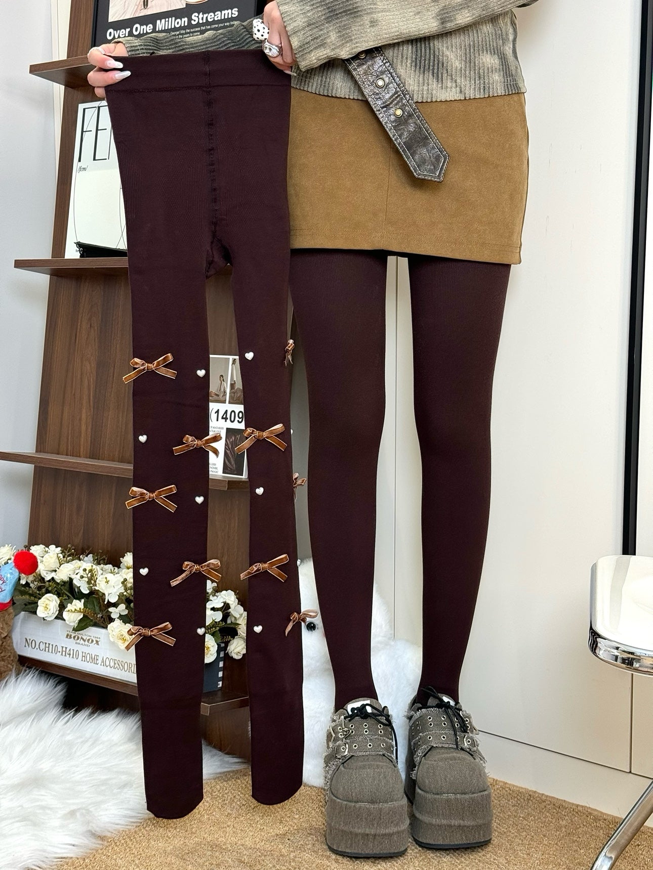 Plush Pearl Bow Lolita Tights